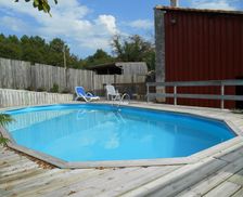 France Nouvelle-Aquitaine Saint-Sauveur-De-Puynormand vacation rental compare prices direct by owner 4577149