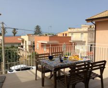 Italy Sicilia Marina di Ragusa vacation rental compare prices direct by owner 5419188