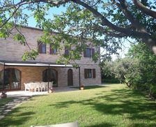 Italy Marche Ponte Ete-Caldarette vacation rental compare prices direct by owner 33218368