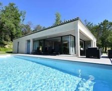 France Aquitaine-Limousin-Poitou-Charentes Gardegan-et-Tourtirac vacation rental compare prices direct by owner 5681998