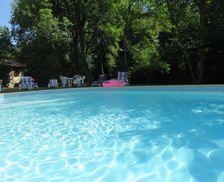 France Nouvelle-Aquitaine Rochechouart vacation rental compare prices direct by owner 4664516