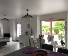 France Nouvelle-Aquitaine Hasparren vacation rental compare prices direct by owner 5043822