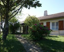 France Nouvelle-Aquitaine Rouillé vacation rental compare prices direct by owner 4384192