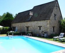 France Nouvelle-Aquitaine Saint-Amand-De-Coly vacation rental compare prices direct by owner 4639660