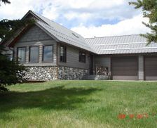 United States Wyoming Pinedale vacation rental compare prices direct by owner 385250