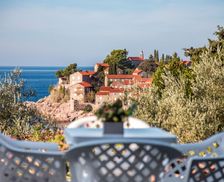 Montenegro Montenegro Sveti Stefan vacation rental compare prices direct by owner 4845560