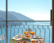 Italy Liguria Corniglia vacation rental compare prices direct by owner 4259266