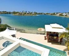 Australia QLD Broadbeach Waters vacation rental compare prices direct by owner 25227969