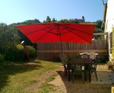 France Aquitaine Saint-Pey-de-Castets vacation rental compare prices direct by owner 6475188