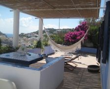 Italy Lazio Ponza vacation rental compare prices direct by owner 3949328