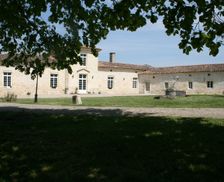 France Nouvelle-Aquitaine Saint-Andre-de-Cubzac vacation rental compare prices direct by owner 4068284