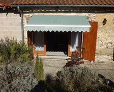 France Nouvelle-Aquitaine Benest vacation rental compare prices direct by owner 6756847