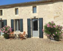 France Nouvelle-Aquitaine Monbadon vacation rental compare prices direct by owner 5132489