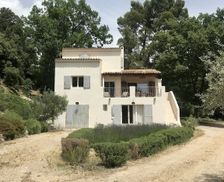 France Provence-Alpes-Côte d'Azur Éguilles vacation rental compare prices direct by owner 4306434