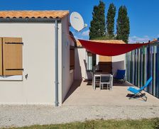 France Nouvelle-Aquitaine Le Grand-Village-Plage vacation rental compare prices direct by owner 4549797