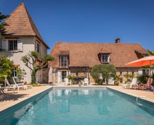 France Nouvelle-Aquitaine Lacropte vacation rental compare prices direct by owner 4747644