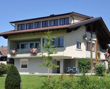 Austria Kärnten Faak am See vacation rental compare prices direct by owner 4578112