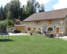 France Bourgogne-Franche-Comté Saint-Laurent-En-Grandvaux vacation rental compare prices direct by owner 9497691