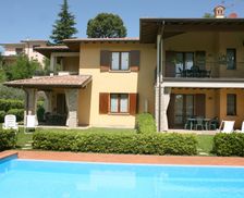 Italy Lombardia Moniga del Garda vacation rental compare prices direct by owner 6771472