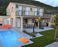 France Provence-Alpes-Côte d'Azur Castellane vacation rental compare prices direct by owner 4658048