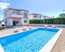 Spain Catalonia L'Ametlla de Mar vacation rental compare prices direct by owner 26588045