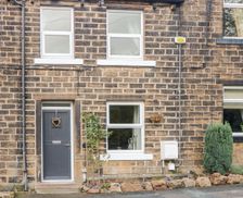 United Kingdom Peak District Holmfirth vacation rental compare prices direct by owner 23725709