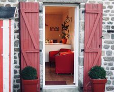 France Normandy ST LAURENT DE TERREGATTE vacation rental compare prices direct by owner 13138797