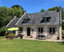 France Brittany LOCRONAN vacation rental compare prices direct by owner 4589724