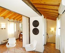 Italy Veneto Teolo vacation rental compare prices direct by owner 5139405