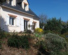 France Brittany Saint-Vincent-sur-Oust vacation rental compare prices direct by owner 25163599