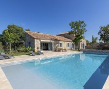 France Occitanie Cahors vacation rental compare prices direct by owner 11615434