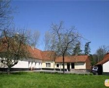 France Hautes-De-France Vieil-Hesdin vacation rental compare prices direct by owner 4898103