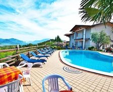 Italy Gardasee (Lombardei) Manerba del Garda vacation rental compare prices direct by owner 4165188