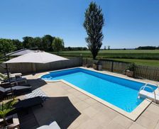 France Indre-et-Loire CINQ-MARS-LA-PILE vacation rental compare prices direct by owner 4476665