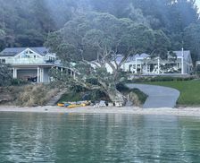 New Zealand Auckland Whangateau vacation rental compare prices direct by owner 6141103