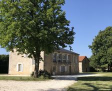 France Dordogne Savignac-les-Églises vacation rental compare prices direct by owner 4976614