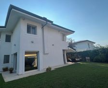Italy Provincia di Lucca Forte dei Marmi vacation rental compare prices direct by owner 4379066