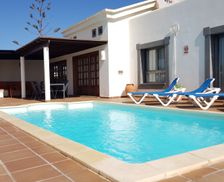 Spain Las Palmas Montaña Roja vacation rental compare prices direct by owner 4228878