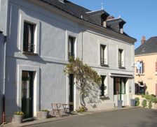 France Pays de la Loire Montreuil-le-Henri vacation rental compare prices direct by owner 3937667