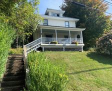 United States New York Livingston Manor vacation rental compare prices direct by owner 9484901