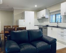 Australia QLD Woodridge vacation rental compare prices direct by owner 6044699
