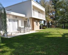 France BRESSE BOURGUIGNONNE CUISERY vacation rental compare prices direct by owner 6621798