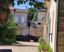 France Nouvelle-Aquitaine Lussac vacation rental compare prices direct by owner 6636636