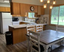 United States Montana Kalispell vacation rental compare prices direct by owner 6683087