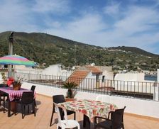 Italy Lipari Lipari (Stadt) vacation rental compare prices direct by owner 4651359