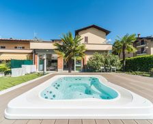 Italy Lombardy Domaso vacation rental compare prices direct by owner 29903816