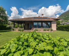 Italy Lombardy Domaso vacation rental compare prices direct by owner 11972939