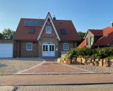 Germany SH Hohwacht (Ostsee) vacation rental compare prices direct by owner 23850843