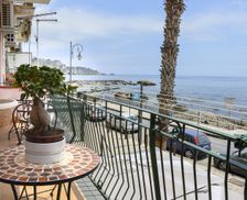 Italy Provincia di Messina Giardini Naxos vacation rental compare prices direct by owner 4041326