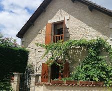 France New Aquitaine LIMEYRAT vacation rental compare prices direct by owner 6775961